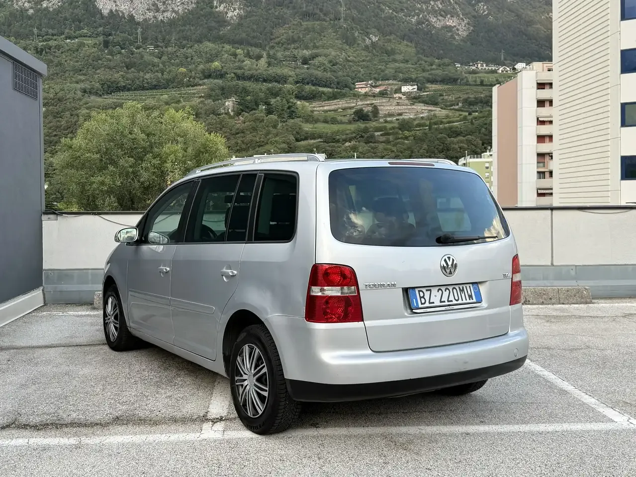 Volkswagen Touran 2.0 TDI